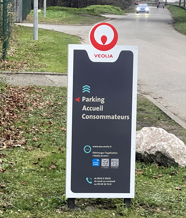 615X719-PANNEAU DIBOND VEOLIA